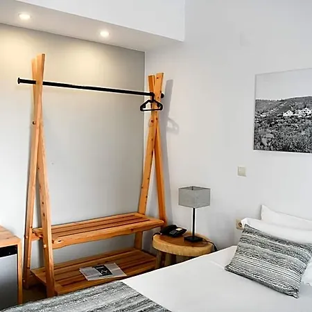 Hotel Amoras Country House Hotel 4*