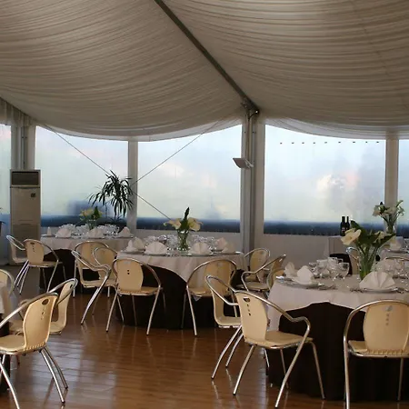 Hotel Amoras 4*