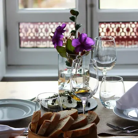 Отель Amoras Пруэнса-а-Нова